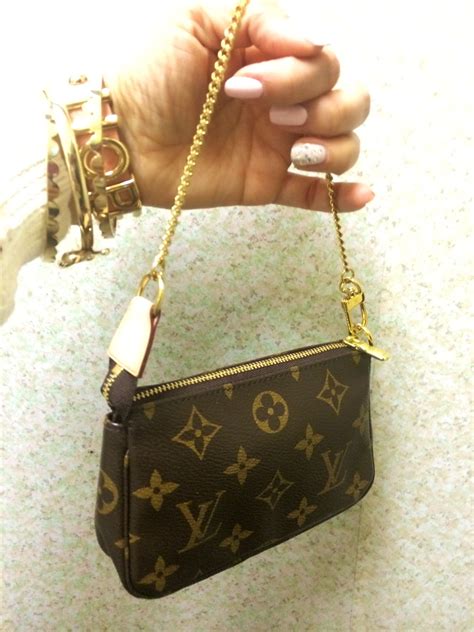 preloved louis vuitton mini pochette|Louis Vuitton mini pouch.